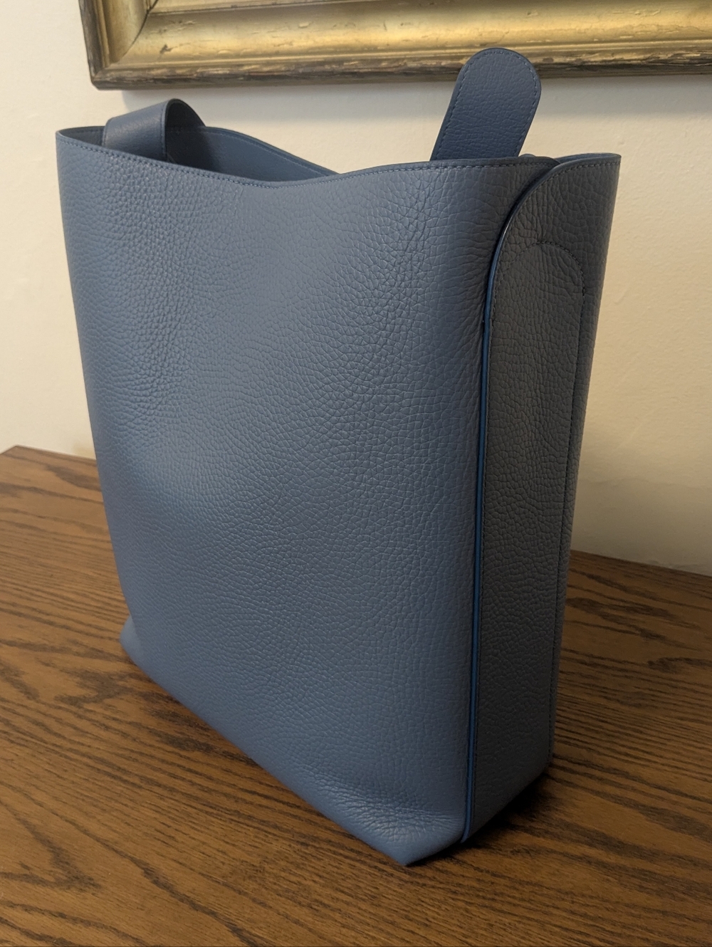 Cuyana Oversized Linea Bag In Sky - Picture 2 of 5
